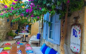 Alaçatı Sokakları